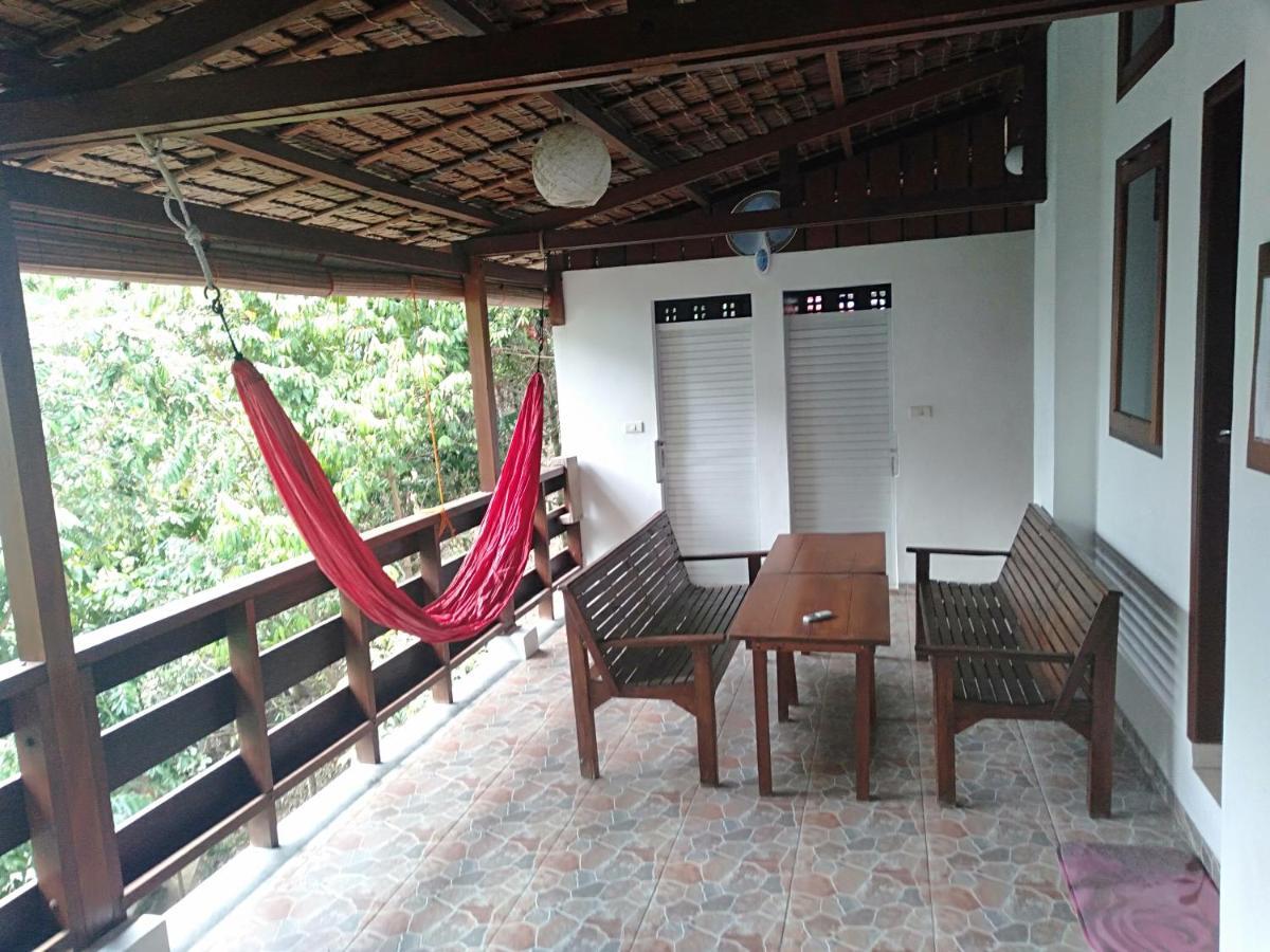 Treetop Guesthouse And Bungalows Sabang  Exteriér fotografie